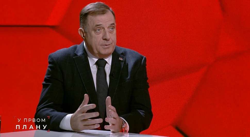 Milorad Dodik u prvom planu ATV.webp